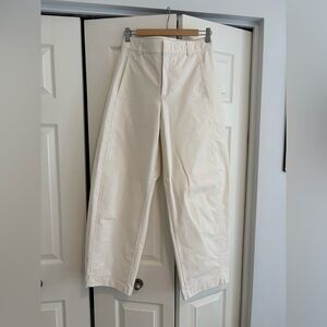 Uniqlo Women’s Light Cream Barrel Pants